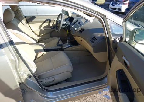 2008 Honda Civic Lx z USA, uszkodzony, nr VIN 1HGFA16548L105801